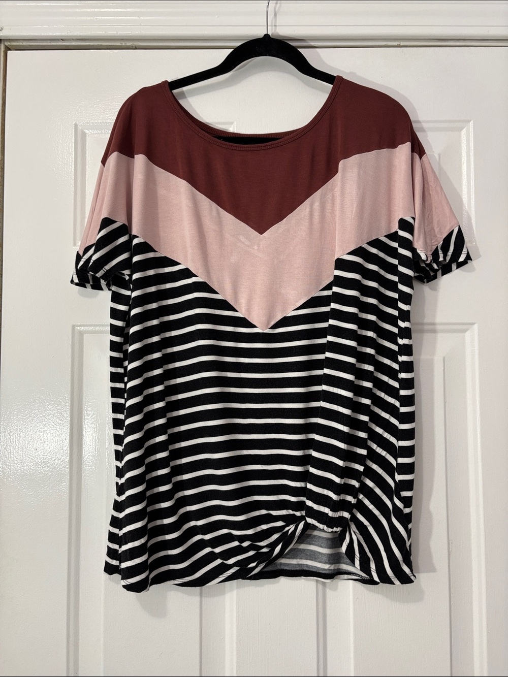 Maurice’s brand top Size XL